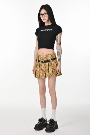 Cute Everyday Outfits, Outfit Inspo Casual Double Belt Plaid Pleated Skirt in Yellow