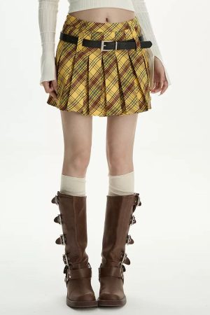 Cute Everyday Outfits, Outfit Inspo Casual Double Belt Plaid Pleated Skirt in Yellow