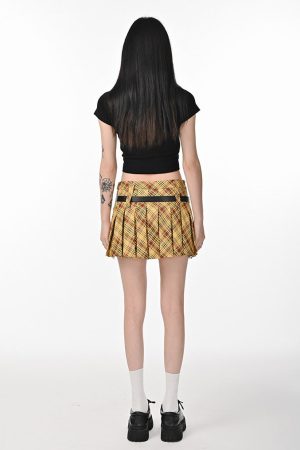 Cute Everyday Outfits, Outfit Inspo Casual Double Belt Plaid Pleated Skirt in Yellow