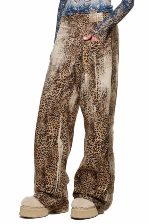 Cute Everyday Outfits, Outfit Inspo Casual Faded Leopard Print Wide-Leg Trousers
