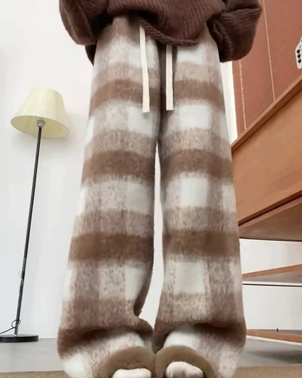 Cute Everyday Outfits, Outfit Inspo Casual Fall Feels Cozy Plaid Trousers Cute Everyday Outfits, Outfit Inspo Casual Fall Feels Cozy Plaid Trousers