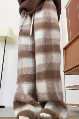 Cute Everyday Outfits, Outfit Inspo Casual Fall Feels Cozy Plaid Trousers