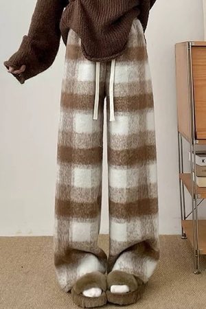 Cute Everyday Outfits, Outfit Inspo Casual Fall Feels Cozy Plaid Trousers