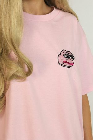 Cute Everyday Outfits, Outfit Inspo Casual Feelz Bad Face T-Shirt in Pink