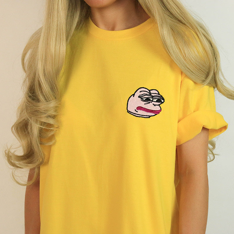 Cute Everyday Outfits, Outfit Inspo Casual Feelz Bad Face T-Shirt in Yellow