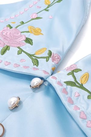 Cute Everyday Outfits, Outfit Inspo Casual Floral Embroidered Satin Vest