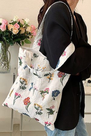 Cute Everyday Outfits, Outfit Inspo Casual Floral Embroidered Tote Bag