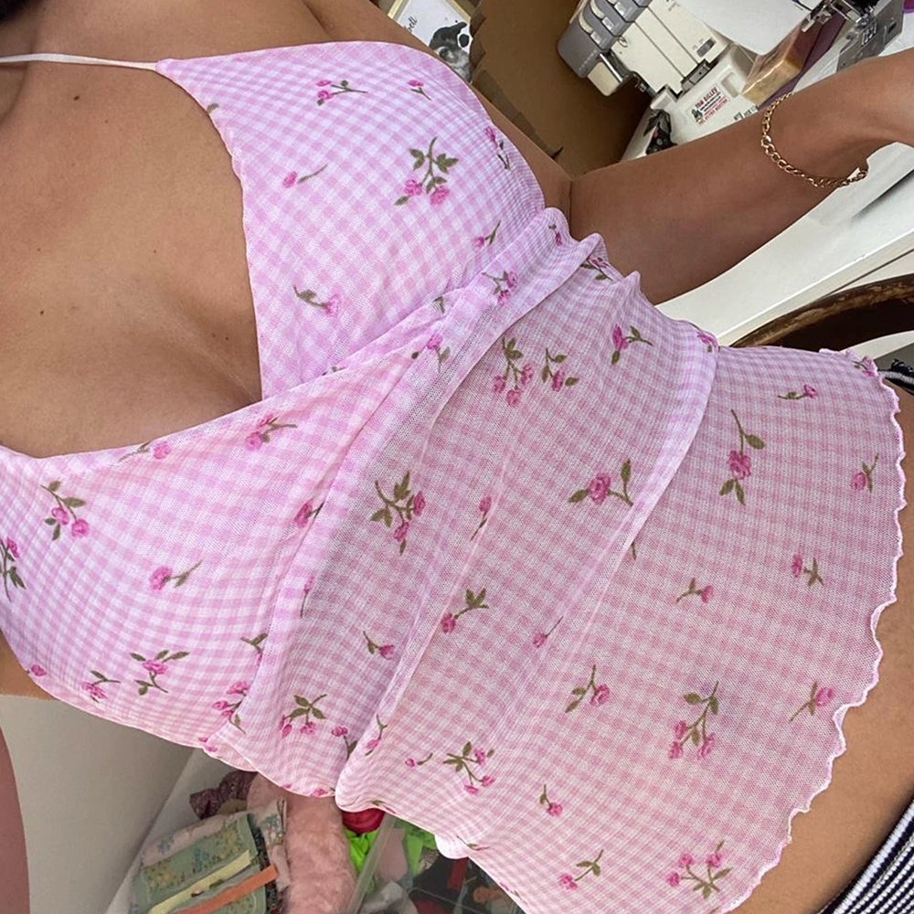 Cute Everyday Outfits, Outfit Inspo Casual Floral Gingham Y2K Halter Top Cute Everyday Outfits, Outfit Inspo Casual Floral Gingham Y2K Halter Top