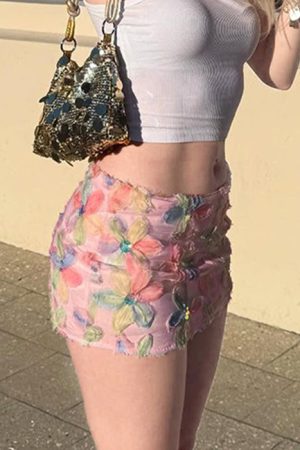 Cute Everyday Outfits, Outfit Inspo Casual Floral Sequin Mini Skirt