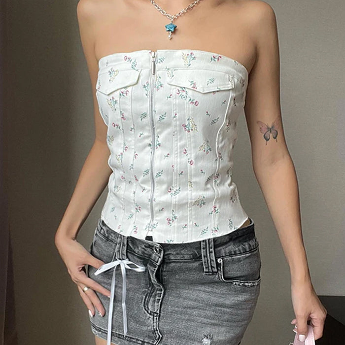 Cute Everyday Outfits, Outfit Inspo Casual Floral Zip Up Corset Top Cute Everyday Outfits, Outfit Inspo Casual Floral Zip Up Corset Top
