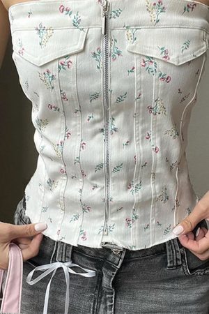 Cute Everyday Outfits, Outfit Inspo Casual Floral Zip Up Corset Top