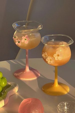 Cute Everyday Outfits, Outfit Inspo Casual Flower-Designed Asymmetric Aesthetic Glass