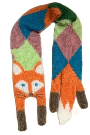 Cute Everyday Outfits, Outfit Inspo Casual Fox Knitted Scarf