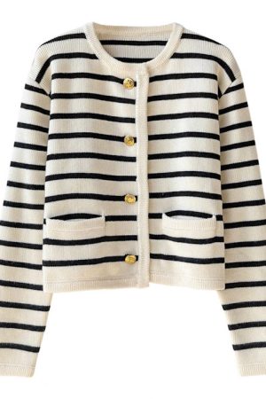 Cute Everyday Outfits, Outfit Inspo Casual French Girl Striped Cardigan