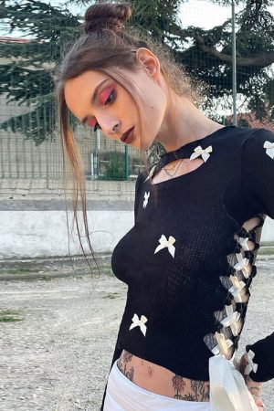 Cute Everyday Outfits, Outfit Inspo Casual French Maid Cut Out Long Sleeve Top