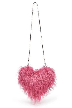 Cute Everyday Outfits, Outfit Inspo Casual Fuzzy Heart Shaped Bag