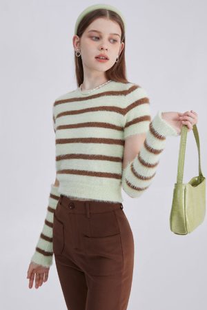 Cute Everyday Outfits, Outfit Inspo Casual Fuzzy Striped Top + Gloves Set