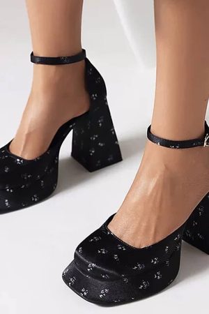Cute Everyday Outfits, Outfit Inspo Casual Gardens in Bloom Mary Jane Platform Heels