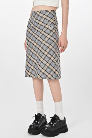 Cute Everyday Outfits, Outfit Inspo Casual Gossip Goes Around Plaid Midi Skirt