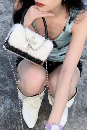 Cute Everyday Outfits, Outfit Inspo Casual Gothic Aesthetic Fuzzy Bag