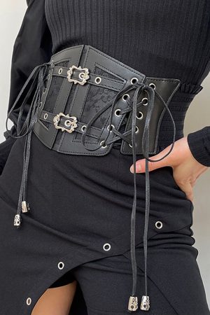 Cute Everyday Outfits, Outfit Inspo Casual Gothic Aesthetic Leather Corset