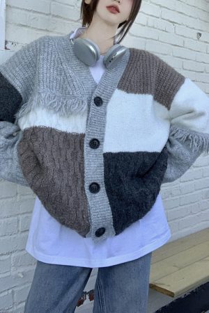 Cute Everyday Outfits, Outfit Inspo Casual Grey Fringe Grandma Cardigan