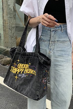 Cute Everyday Outfits, Outfit Inspo Casual Groovy Trippy Heart Denim Bag