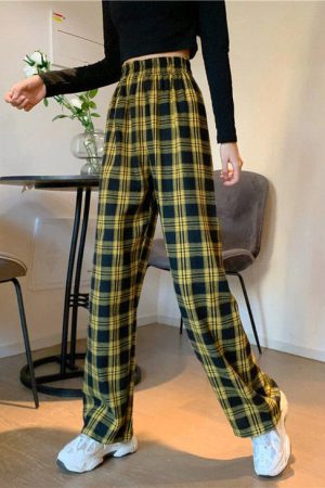 Cute Everyday Outfits, Outfit Inspo Casual Grunge Aesthetic Plaid Pants