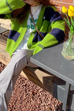 Cute Everyday Outfits, Outfit Inspo Casual Grunge Aesthetic Striped Cardigan