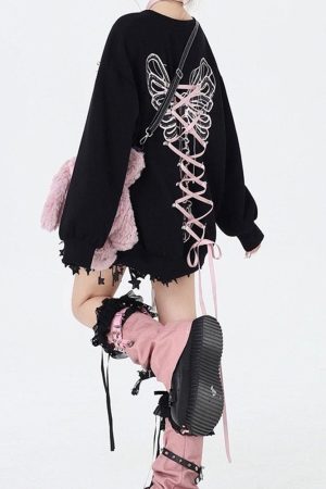 Cute Everyday Outfits, Outfit Inspo Casual Grunge Lace-Up Butterfly Skeleton Sweatshirt