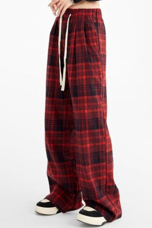 Cute Everyday Outfits, Outfit Inspo Casual Grunge Plaid Pants in Red