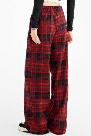 Cute Everyday Outfits, Outfit Inspo Casual Grunge Plaid Pants in Red