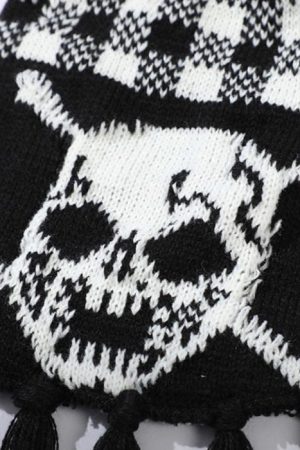 Cute Everyday Outfits, Outfit Inspo Casual Grunge Skull Knitted Scarf