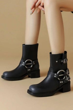 Cute Everyday Outfits, Outfit Inspo Casual Grunge Sleaze Motorcycle Buckle Boots