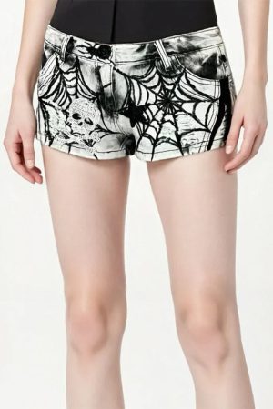 Cute Everyday Outfits, Outfit Inspo Casual Grunge Spider Web Print Denim Shorts