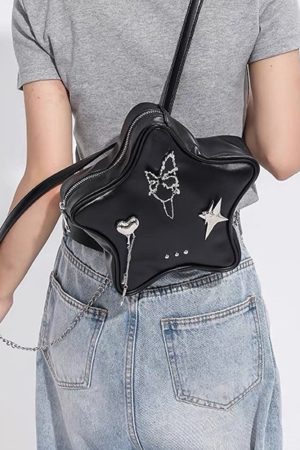 Cute Everyday Outfits, Outfit Inspo Casual Grunge Star-Shaped Mini Backpack
