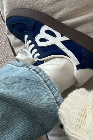 Cute Everyday Outfits, Outfit Inspo Casual HBD Retro Court Sneakers
