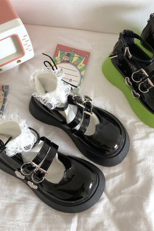 Cute Everyday Outfits, Outfit Inspo Casual Heart Buckle Chunky Sandals