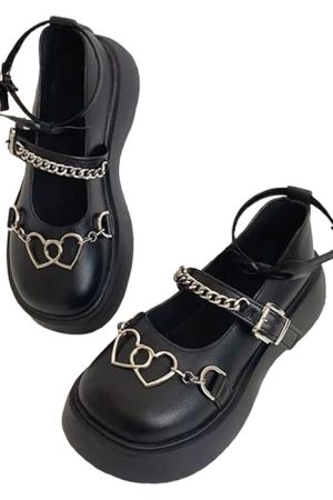 Cute Everyday Outfits, Outfit Inspo Casual Heart Chain Chunky Sandals