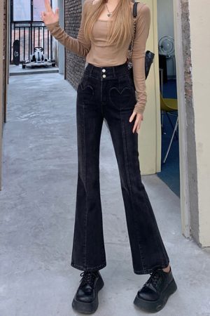 Cute Everyday Outfits, Outfit Inspo Casual Heart Crush Flare Cropped Jeans