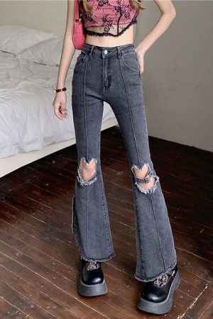 Cute Everyday Outfits, Outfit Inspo Casual Heart Cut Out Grunge Flare Jeans