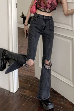 Cute Everyday Outfits, Outfit Inspo Casual Heart Cut Out Grunge Flare Jeans