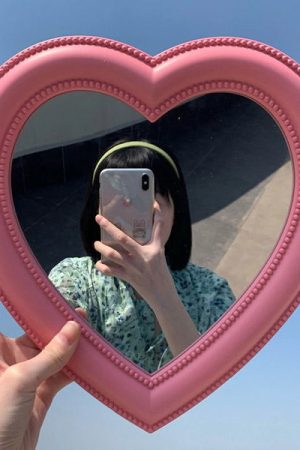 Cute Everyday Outfits, Outfit Inspo Casual Heart Decorative Mirror