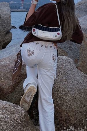 Cute Everyday Outfits, Outfit Inspo Casual Heart Embroidery Cargo Jeans