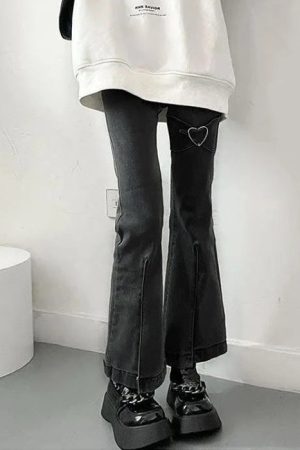 Cute Everyday Outfits, Outfit Inspo Casual Heart Flare Jeans