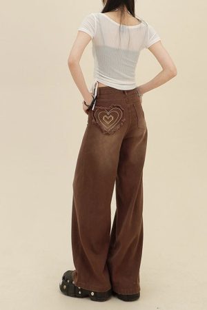 Cute Everyday Outfits, Outfit Inspo Casual Heart Pocket Brown Jeans