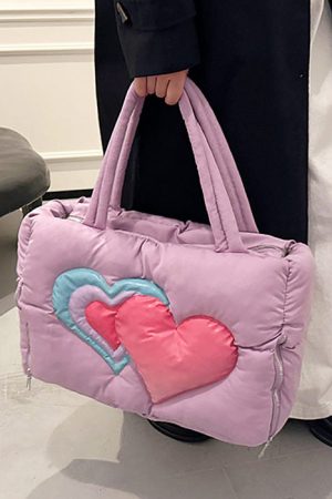 Cute Everyday Outfits, Outfit Inspo Casual Heart Puffer Handbag