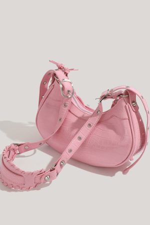 Cute Everyday Outfits, Outfit Inspo Casual Heart Y2K Mini Shoulder Bag