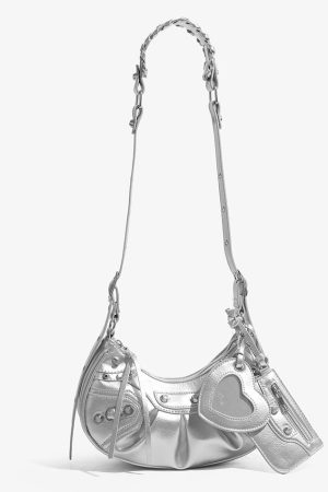 Cute Everyday Outfits, Outfit Inspo Casual Heart Y2K Mini Shoulder Bag