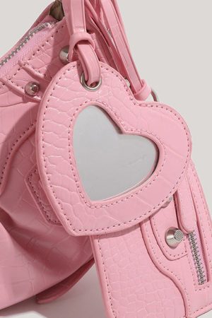 Cute Everyday Outfits, Outfit Inspo Casual Heart Y2K Mini Shoulder Bag